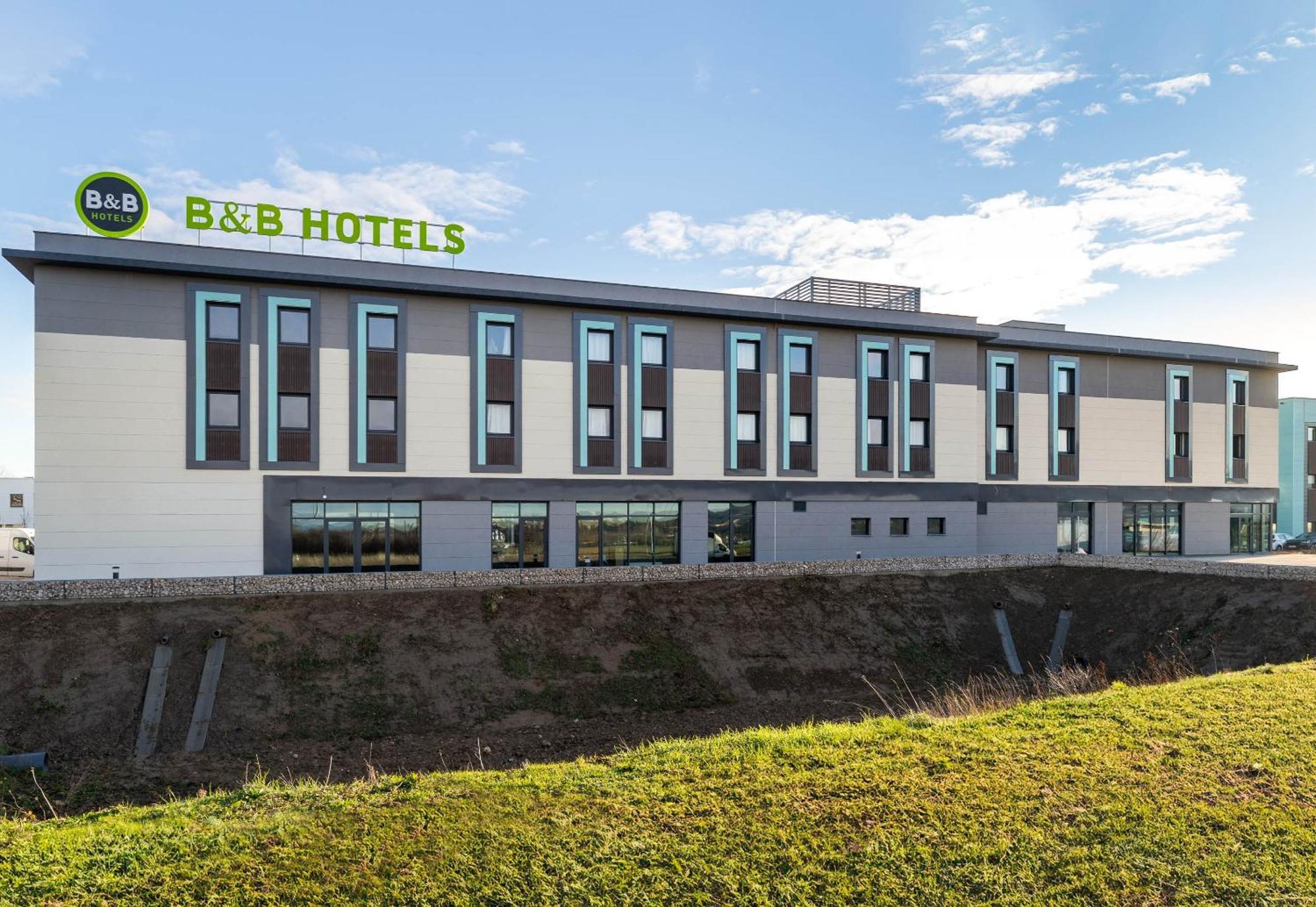 B&B Hotel Massieux Genay Екстер'єр фото